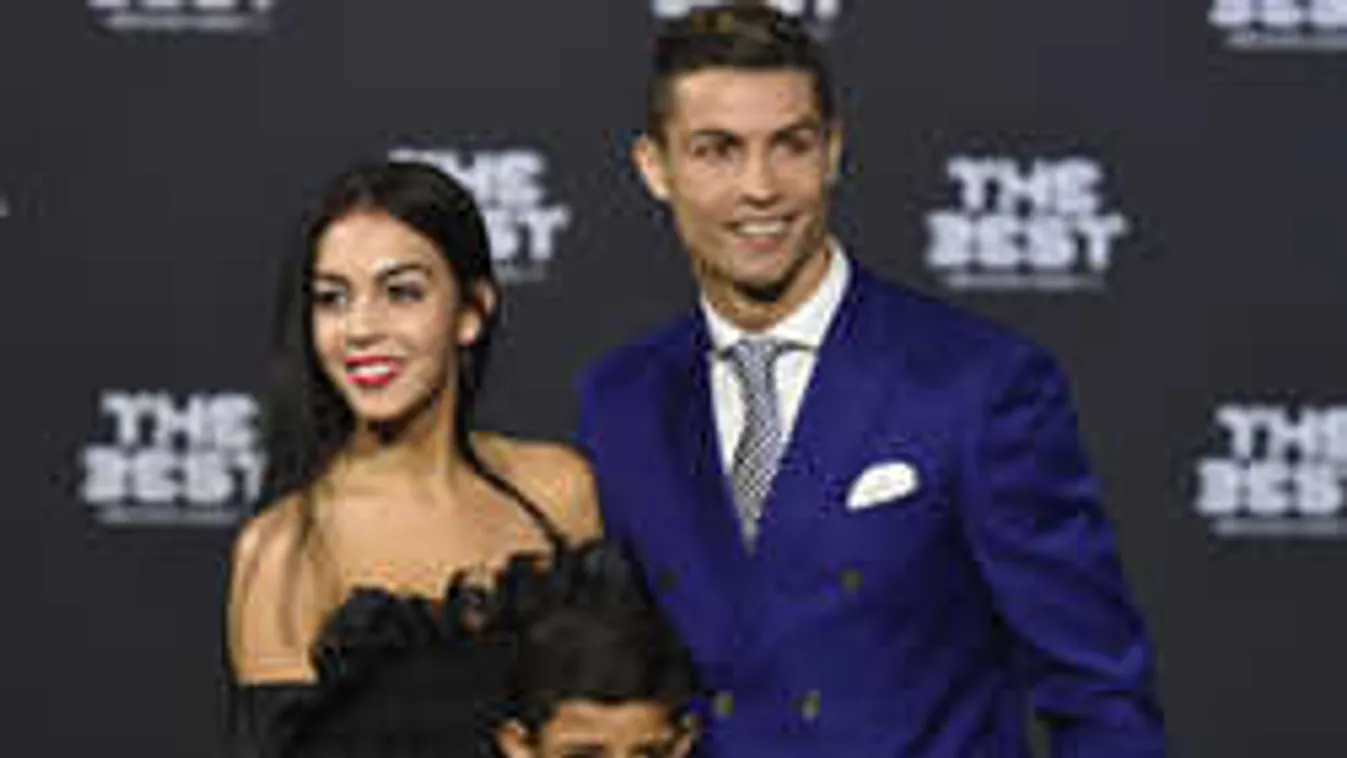 Ikrei születtek a sztárfocistának, de nem a párja az édesanya