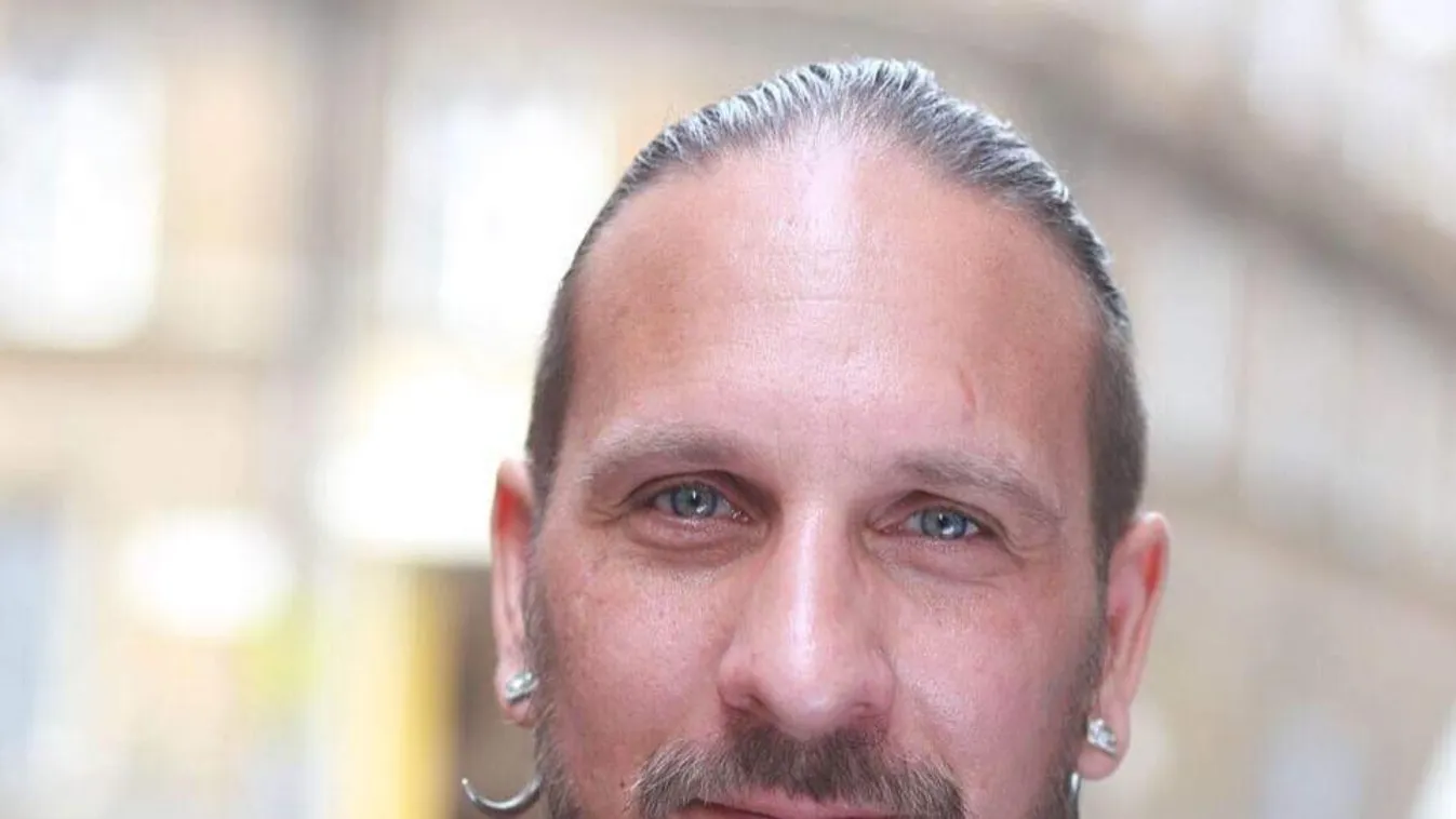 Kétszer győzte le Roland a rákot, ma már több tízezer embernek segít