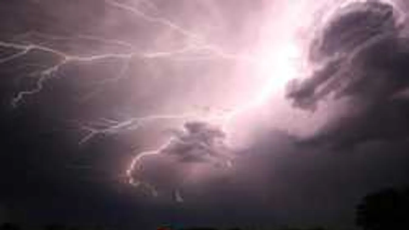 Vészjelzést kapott az ország: kíméletlen viharral csap le a hidegfront