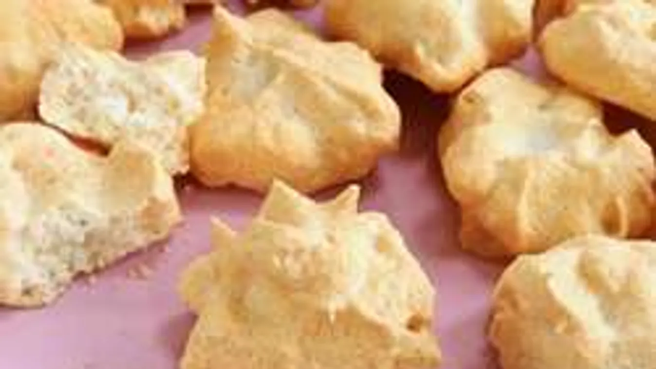 Cukor nélkül így lesz tökéletes a karácsonyi habcsók