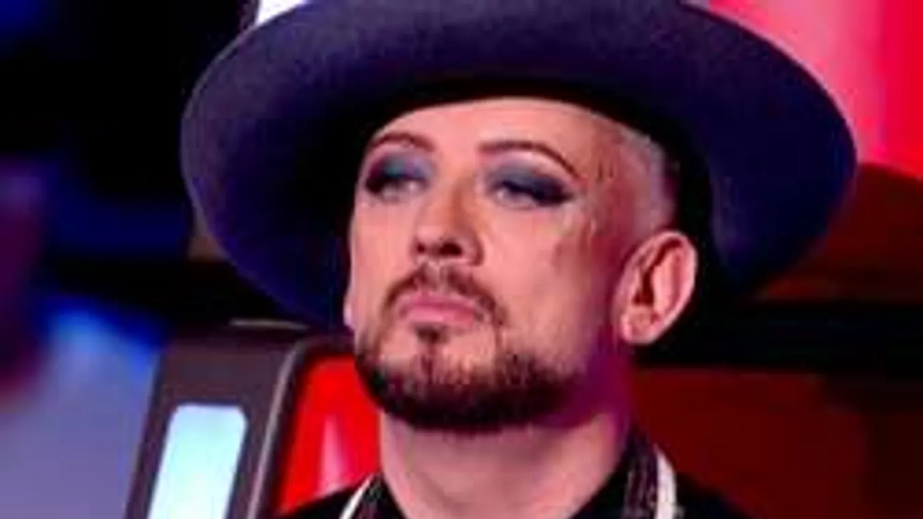 Tragédia: Legjobb barátját gyászolja az extravagáns énekes!