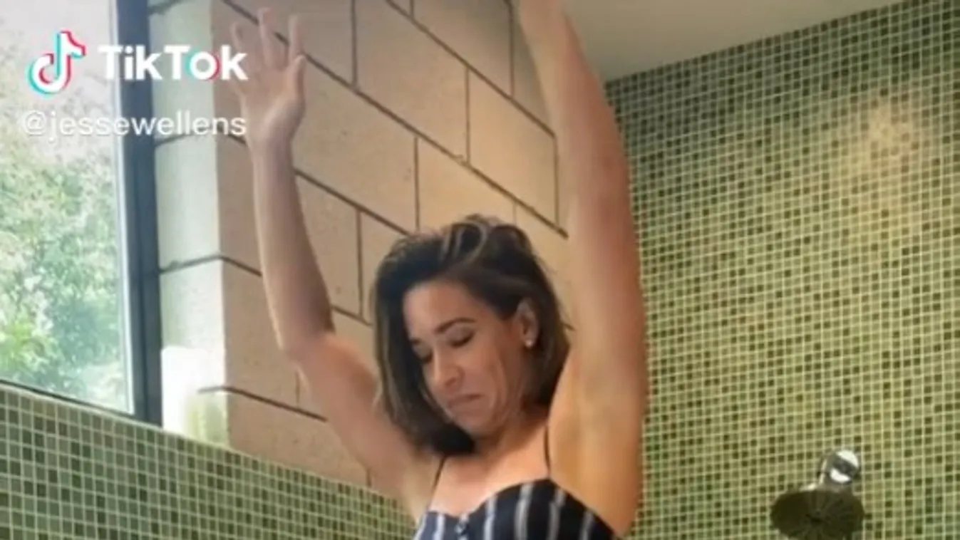 Vízzel teli óvszert húzni a másik fejére? – Ezek a legveszélyesebb TikTok-kihívások