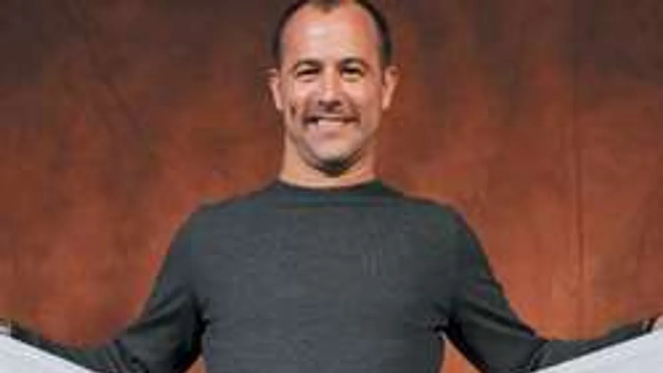 Ez már világhírnév: tovább hódít Király mackója!