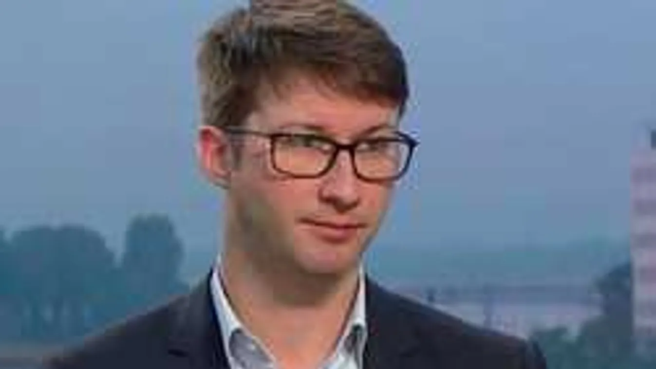 Meg kell szüntetni a migránskártyákat