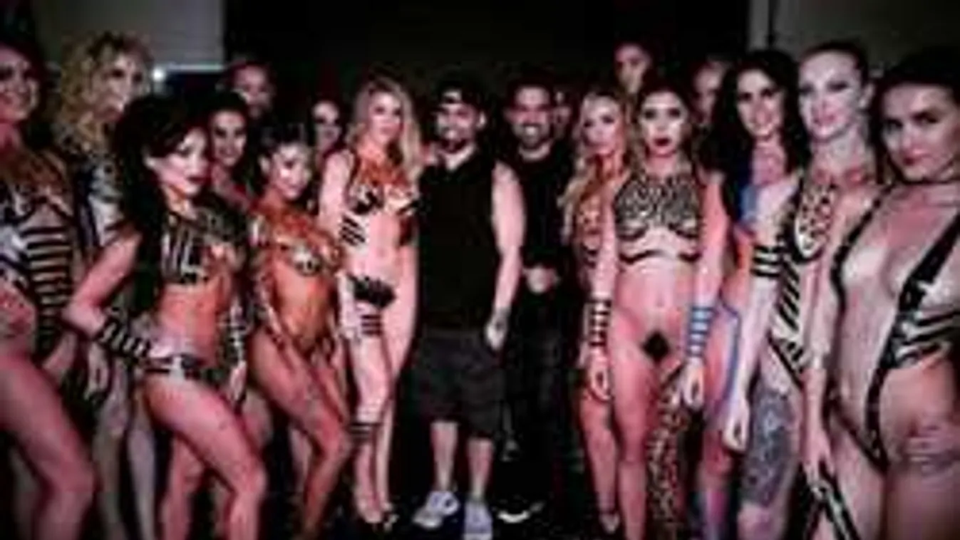 Ilyen extrém holmiban még nem láttál szexi lányokat bulizni