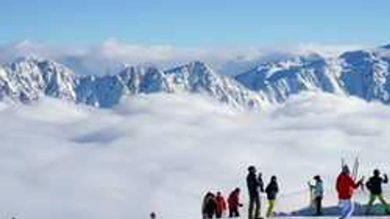 Sípályára tévedt terepjárójával két magyar turista