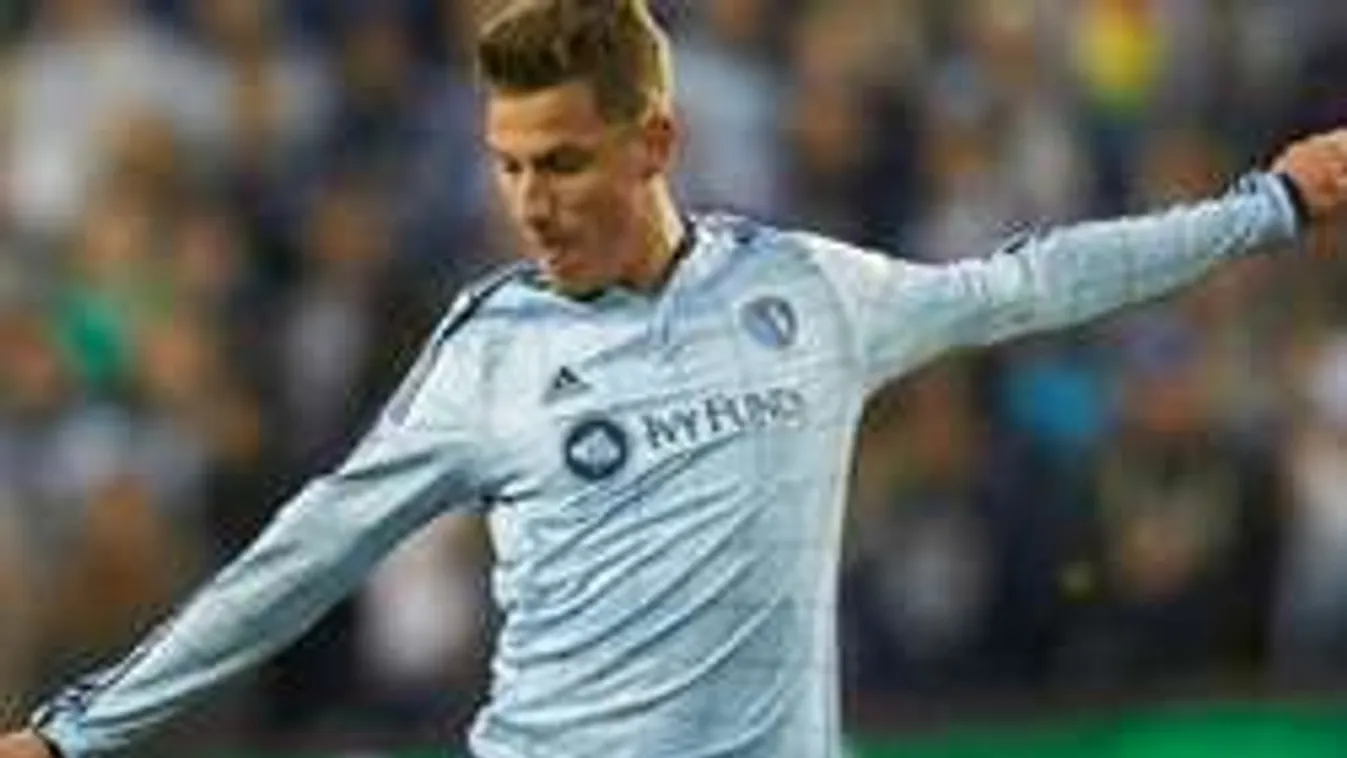 Ezért csodálja egész Amerika a magyar focistát - Videó