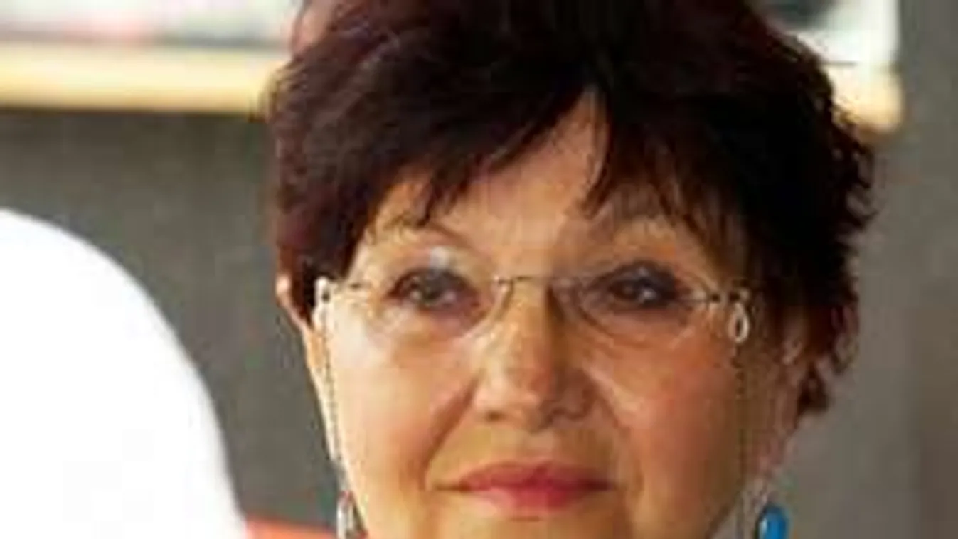 Új párja van Pécsi Ildikó volt menyének - váratlan fordulat a botrányos válóperben!