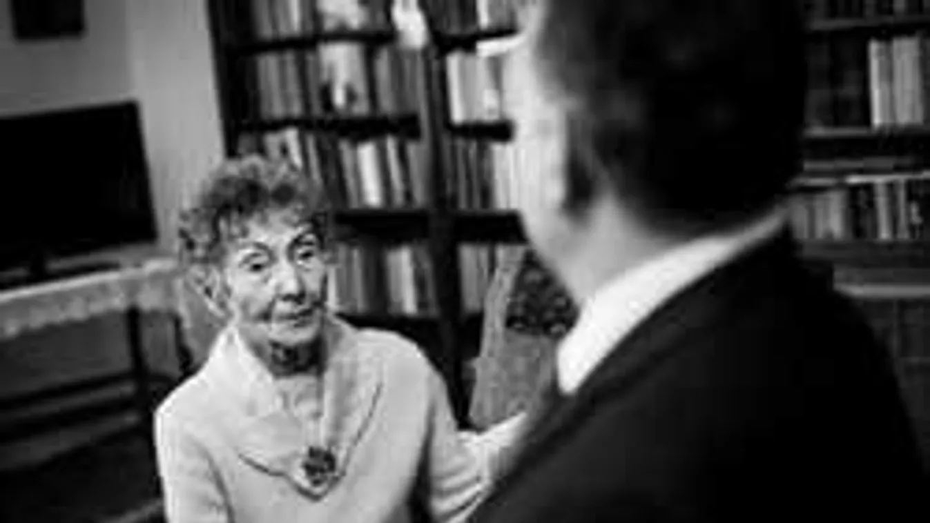 Így búcsúzott Orbán Viktor Jenci nénitől - Videó