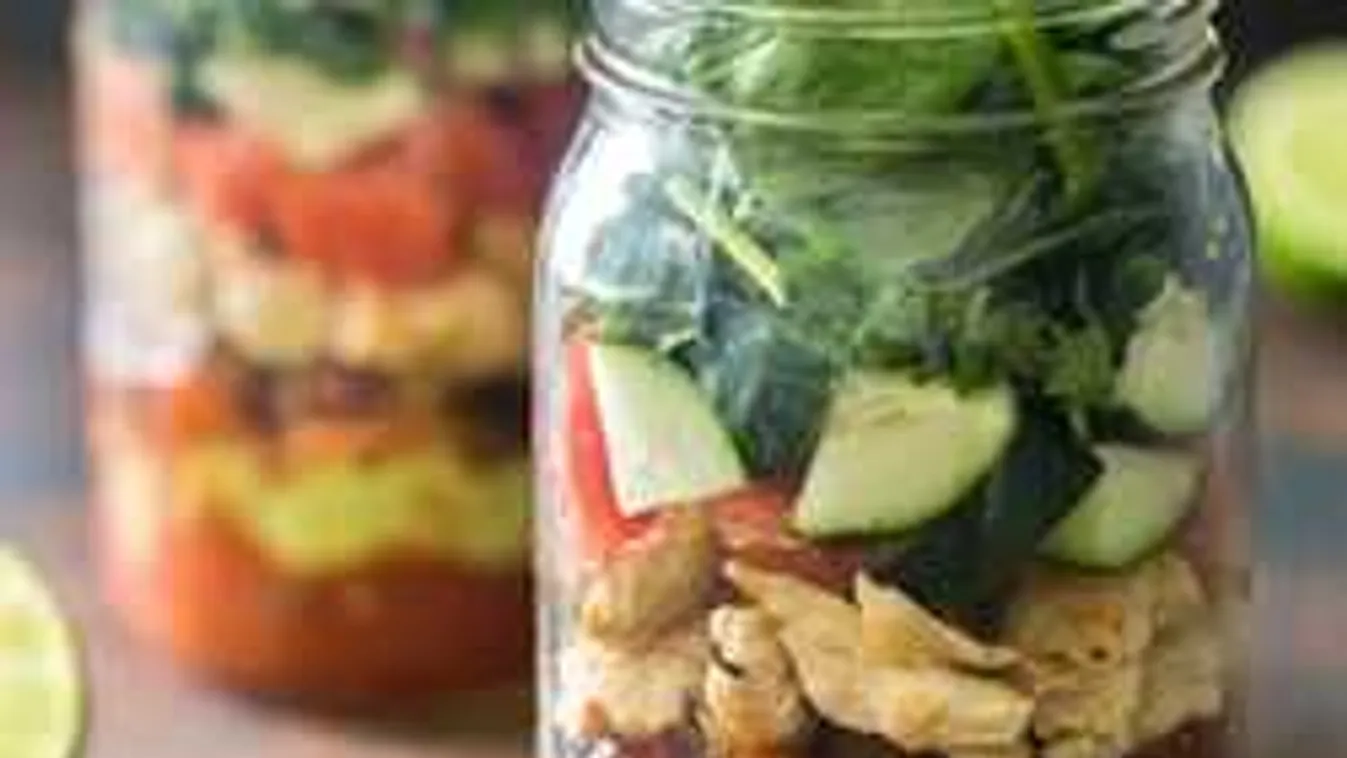 Gyors és finom ebéd! Tedd befőttesüvegbe és vidd!