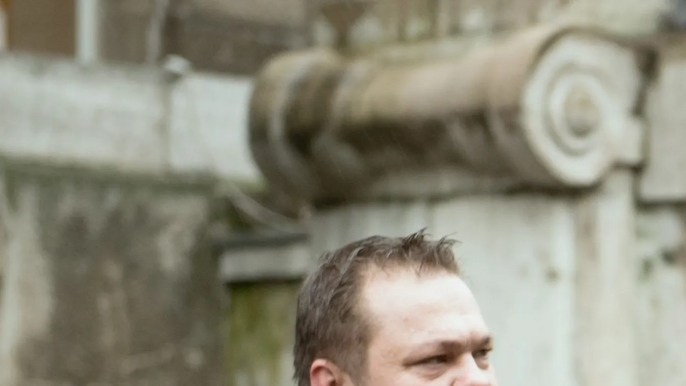 BÍRÓ László; MAGYAR Zoltán