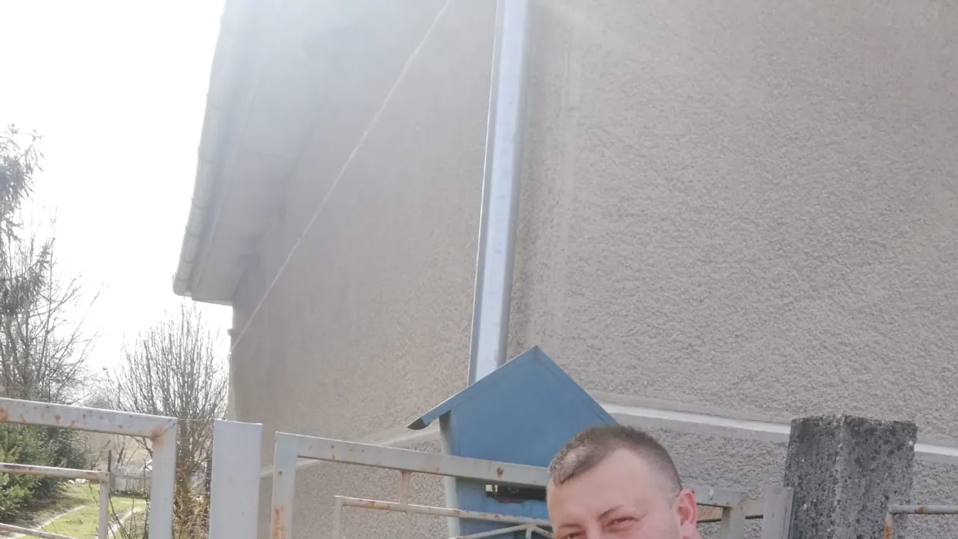 Időseknek segít Gáspár Zsolti: Körbejárta a falut