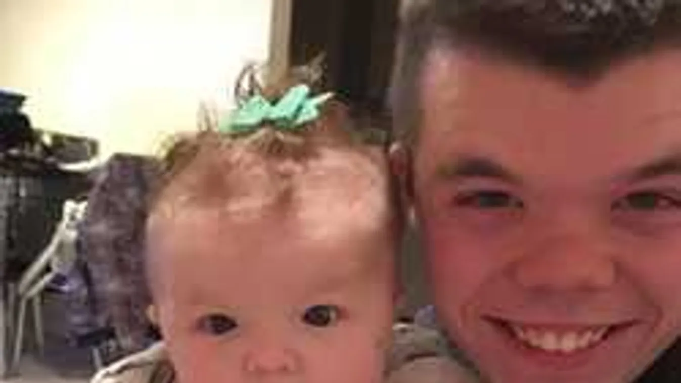 Szívszorító, ahogy a 21 éves apuka árvaságra készíti fel a kislányát