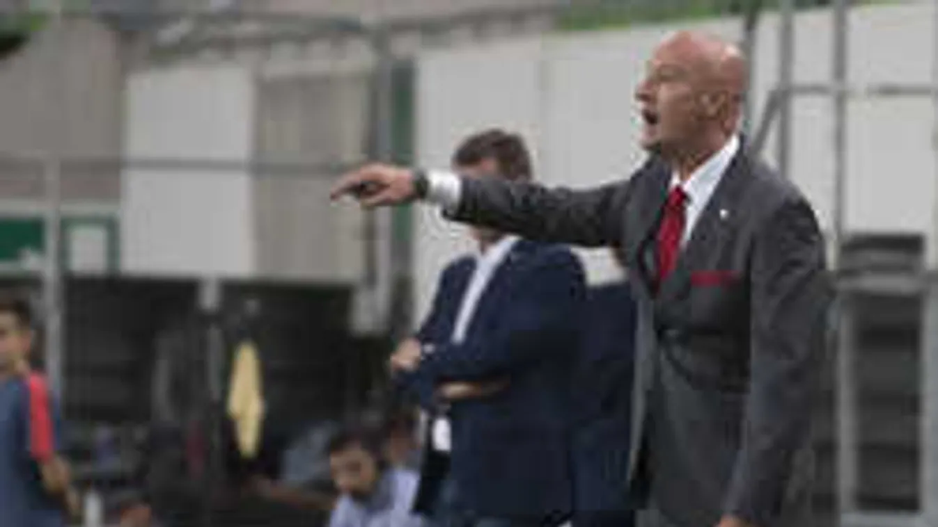 Itt a válogatott keret, Rossi döntött Dzsudzsákról