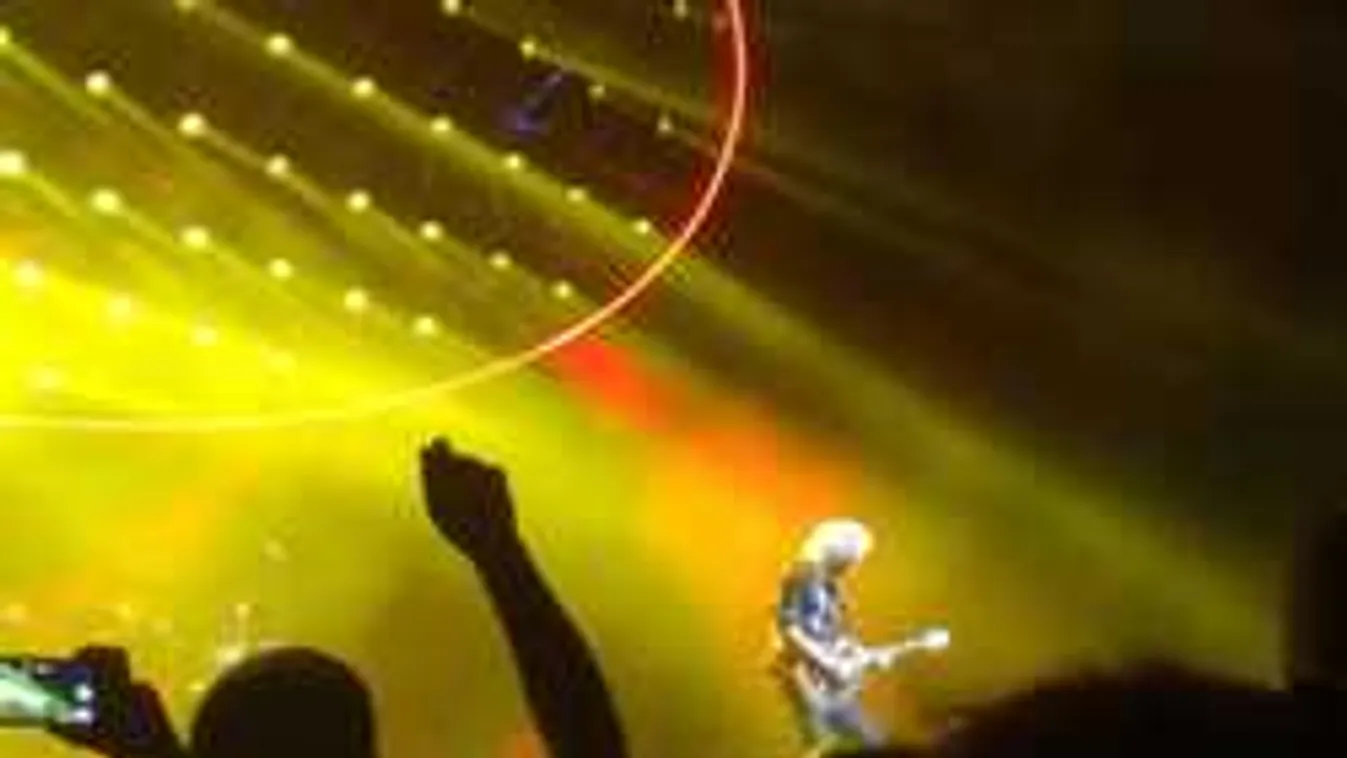 Zokogásban törtek ki a nézők: a budapesti koncert legmeghatóbb pillanata