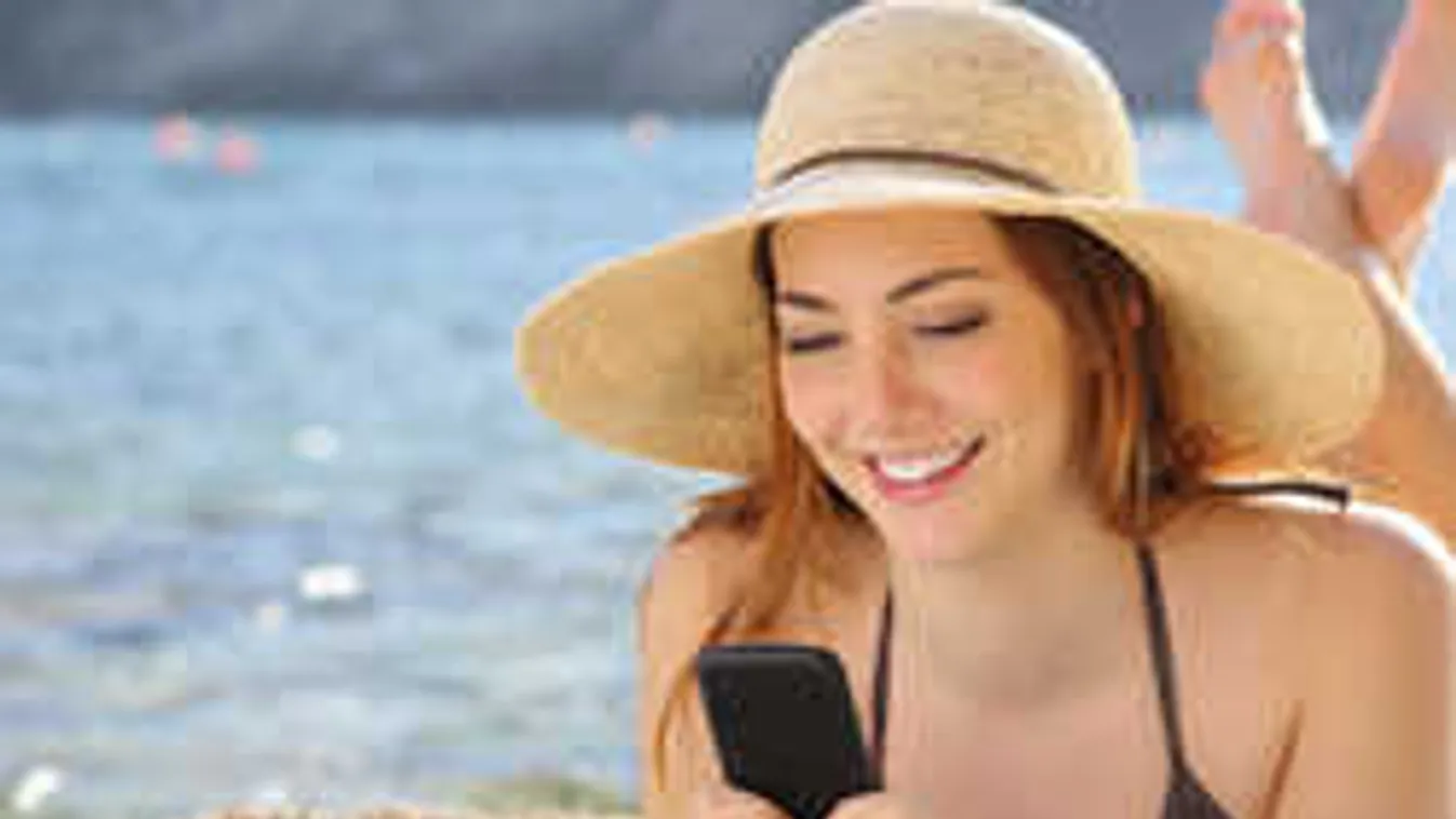 Szuper trükk: így tedd vízállóvá a mobilod a parton!