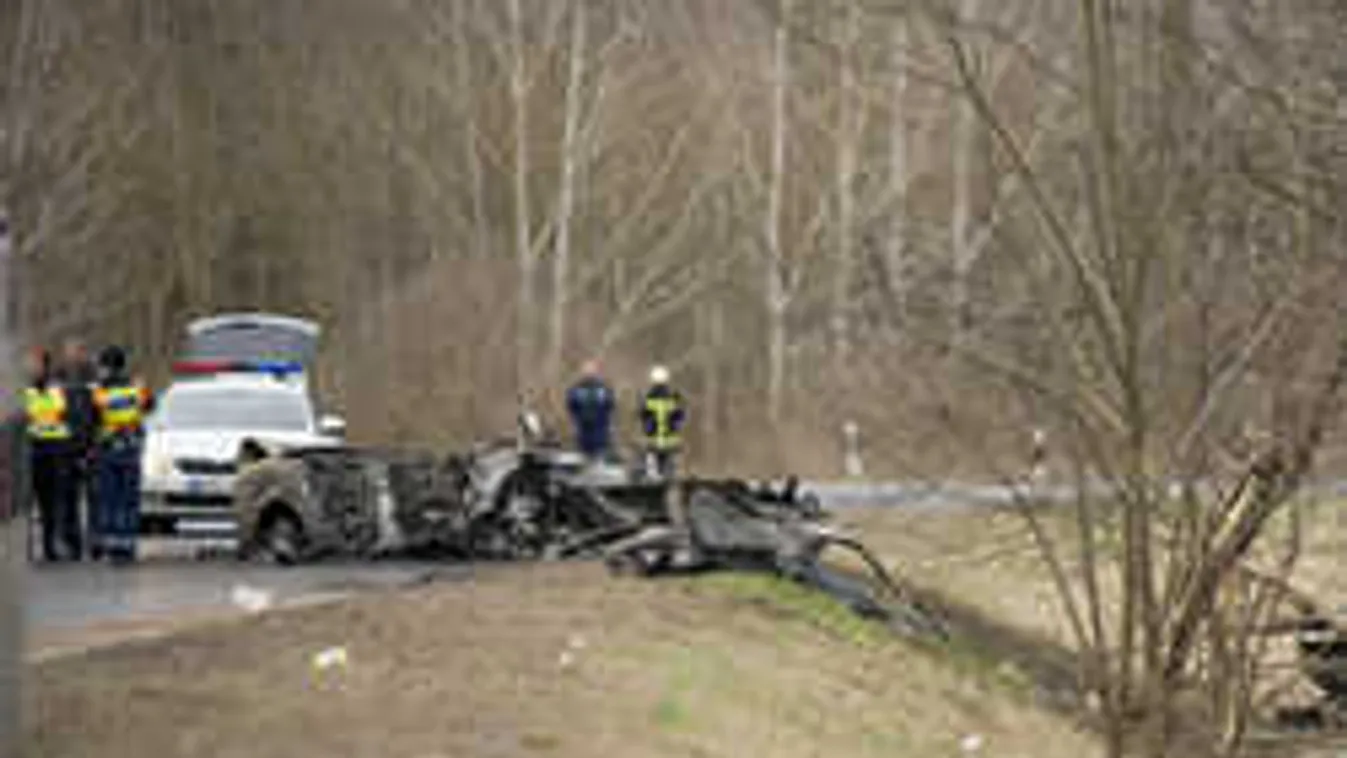 Szívszorító részletek: így haltak meg heten a mezőörsi balesetben