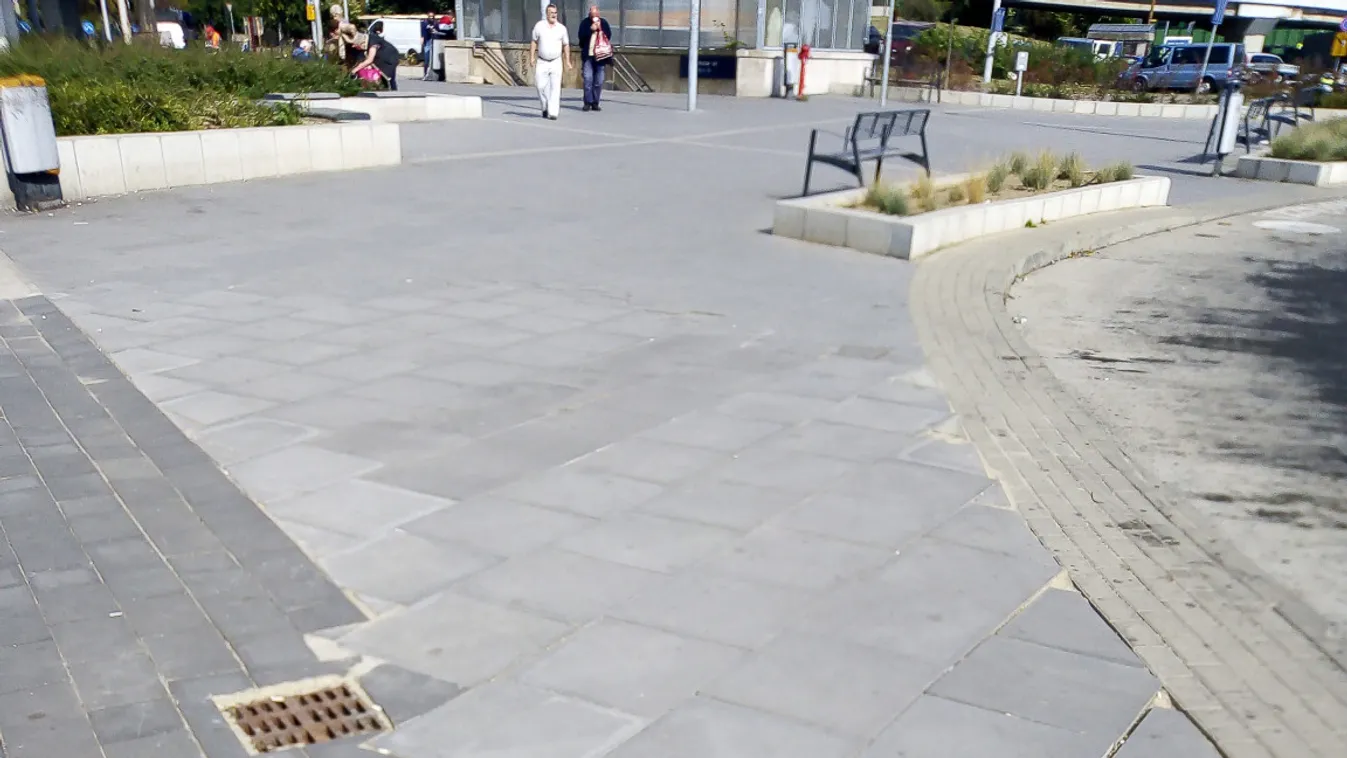 Döbbenetes fotók: ilyen tróger munkák bosszantják a fővárosiakat