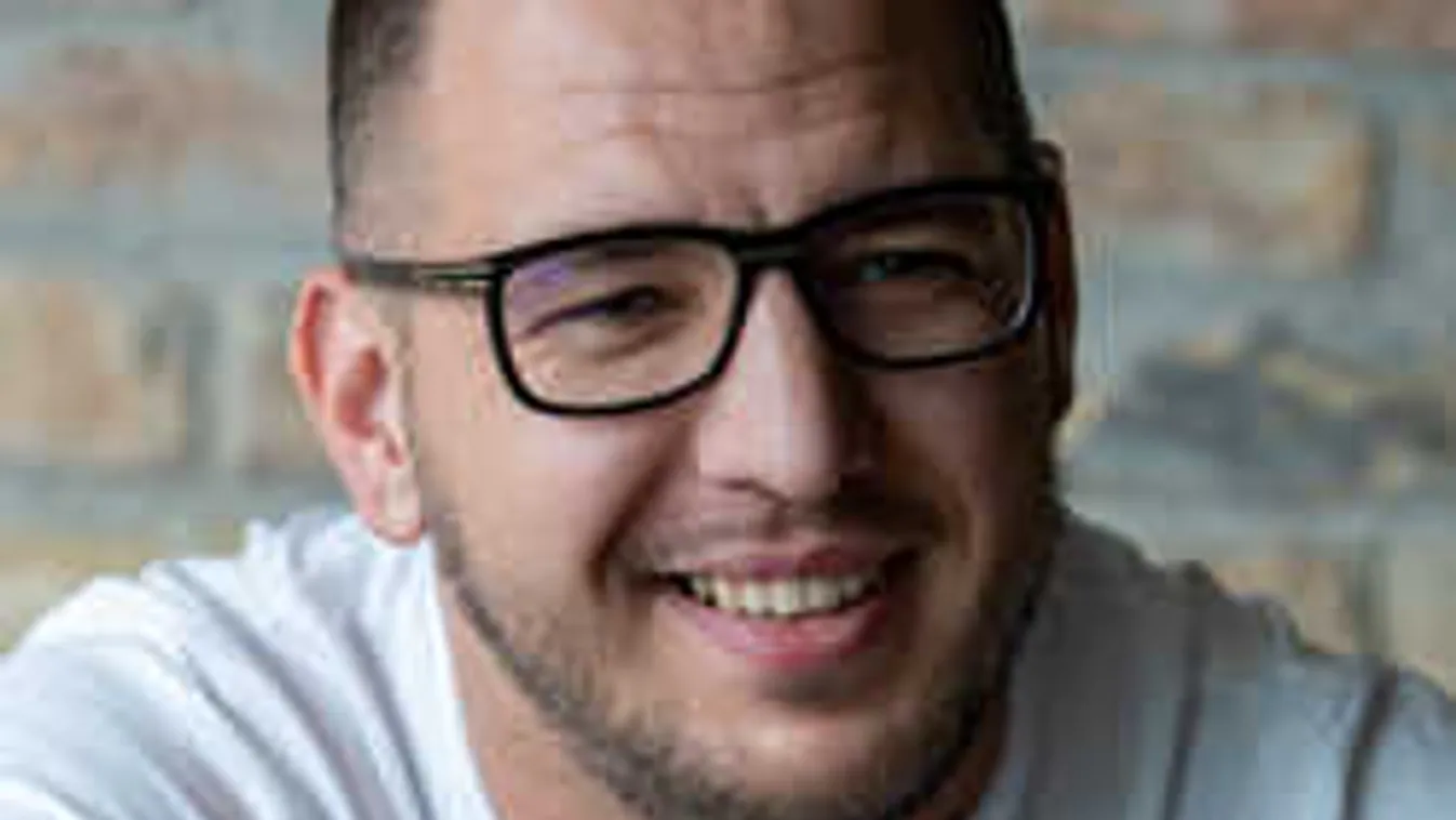 Újabb fotók Curtisék titkos esküvőjéről