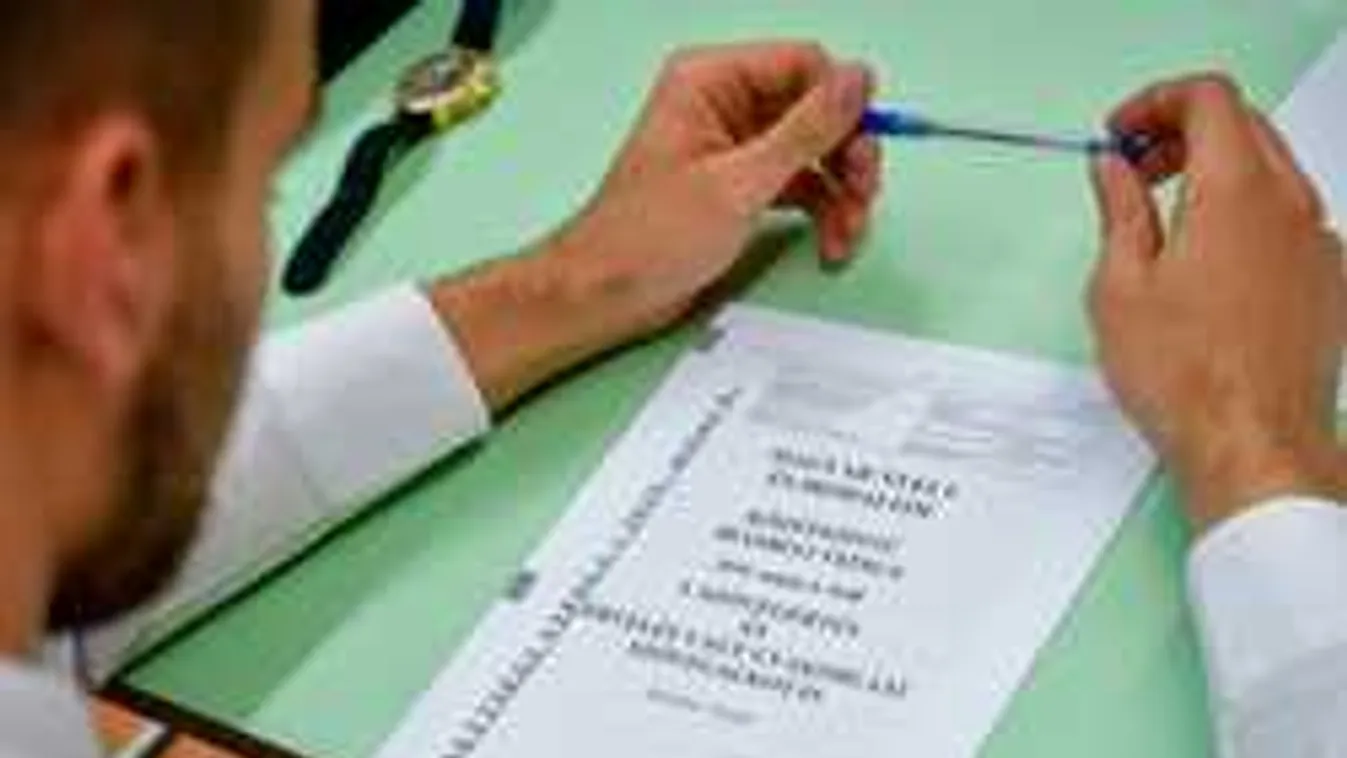 A magyarérettségi második részében ilyen feladatokból lehet választani