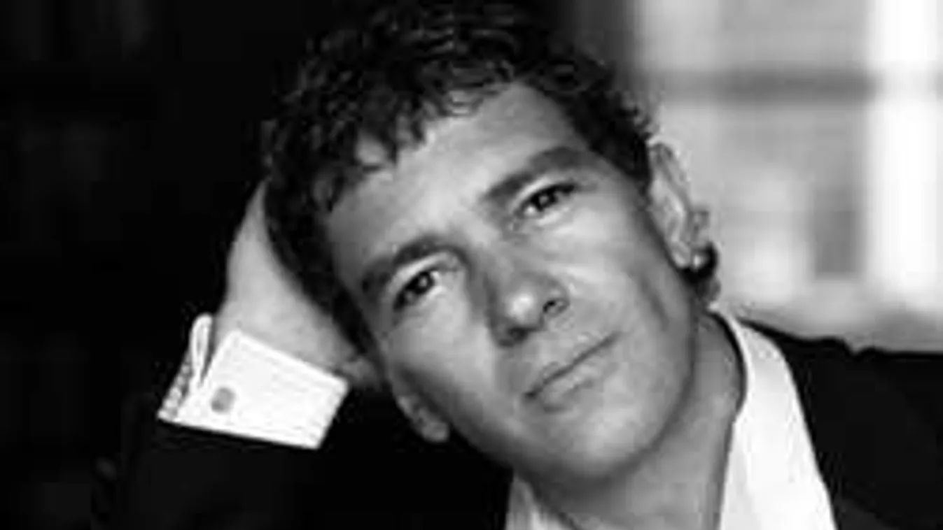 Exkluzív, csak a HELLO!-ban: Így nyaralt párjával Antonio Banderas