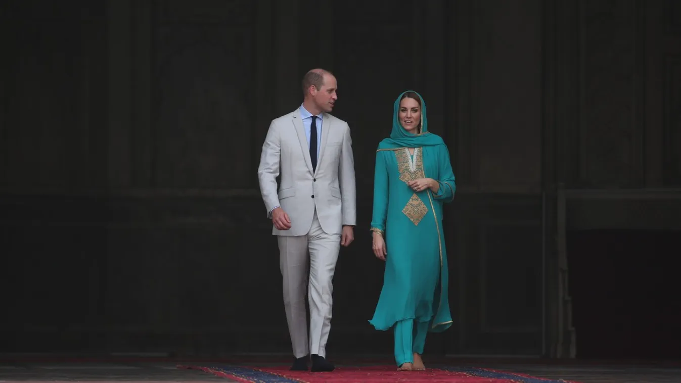 Most jött a hír: durva viharban került bajba Katalin és Vilmos gépe