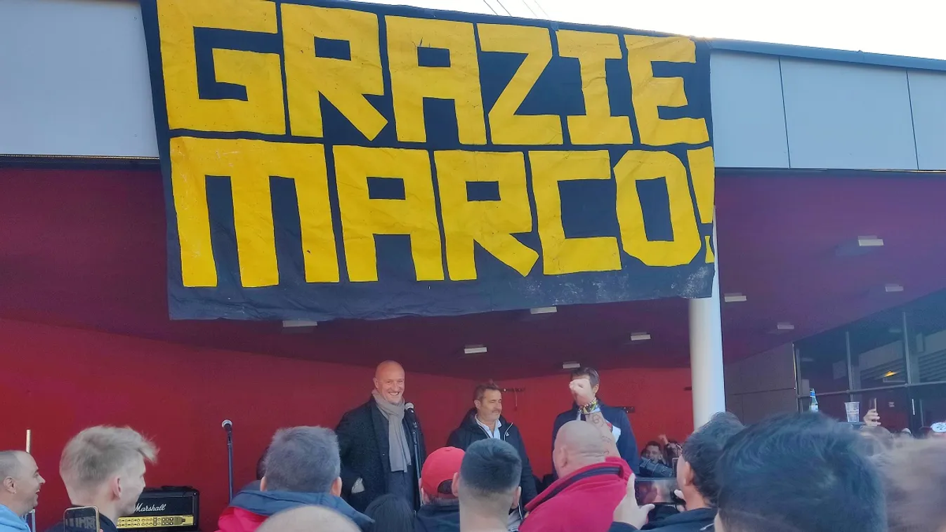 Rossi (balra) és Inguscio óriási ünneplésben részesült