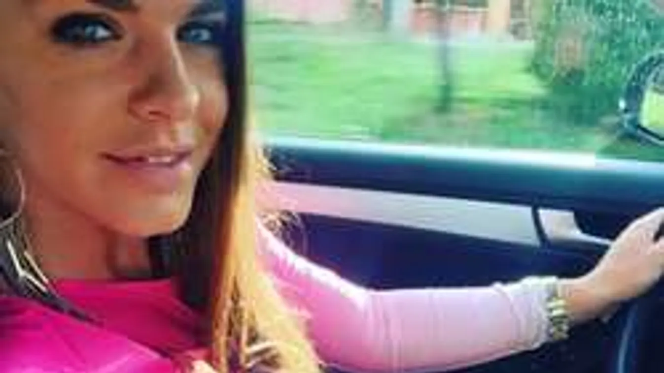 Dér Heni pózolása beindítja a napod!