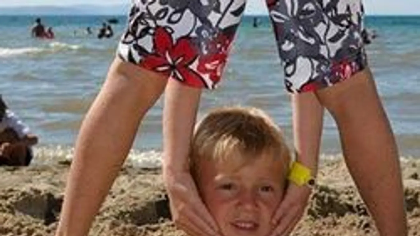 Készíts vicces fotókat a strandon! Mutatjuk a legjobb trükköket