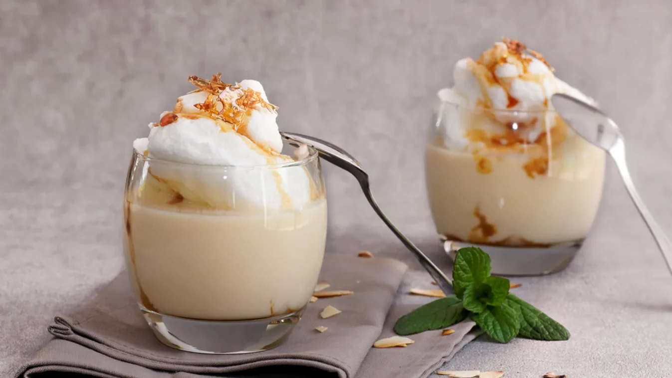 Famous,French,Dessert,:,The,Floating,Island