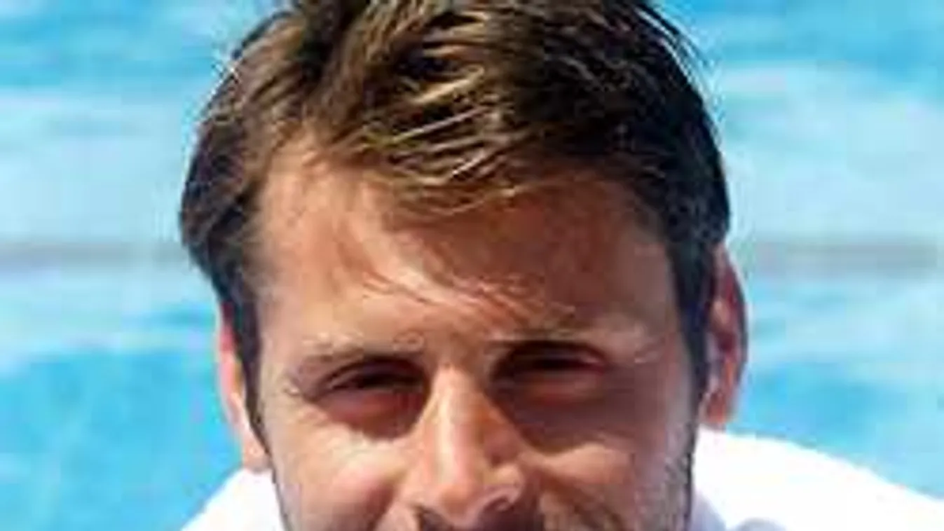 Kósz Zoltán vallomása: padlóra küldte a családomat a pedofilvád