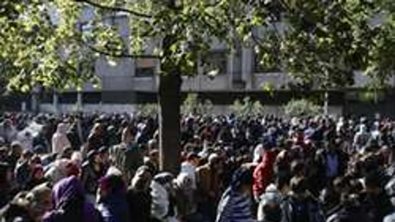 Az erőszakos migránsok nyugdíjba "küldték" a kölni rendőrkapitányt