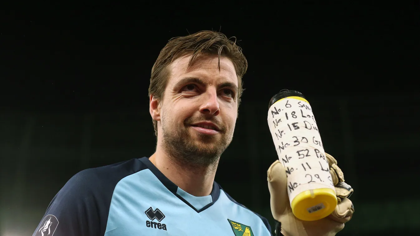 Tottenham Hotspur v Norwich City - FA Cup Fifth Round