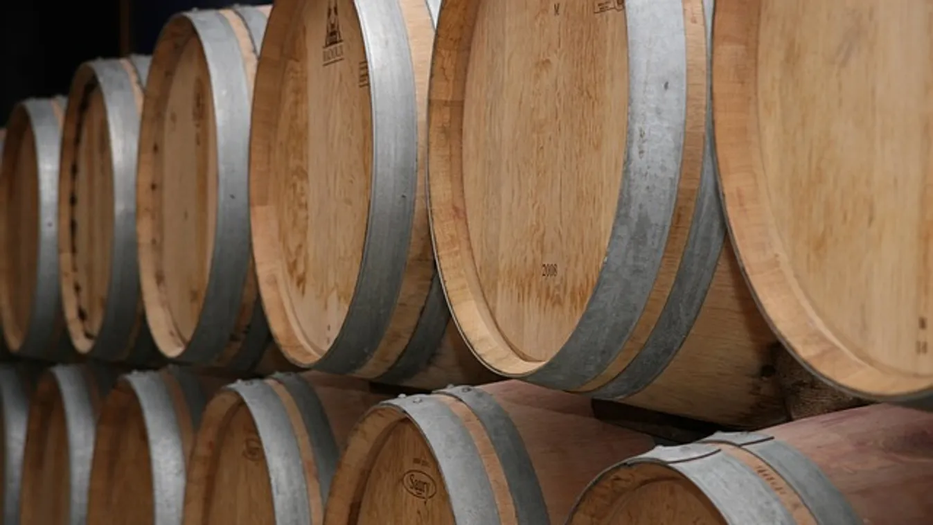 „Nyolcéves kislánya keresi” – Szörnyű halált halt a pincében a 42 éves édesapa