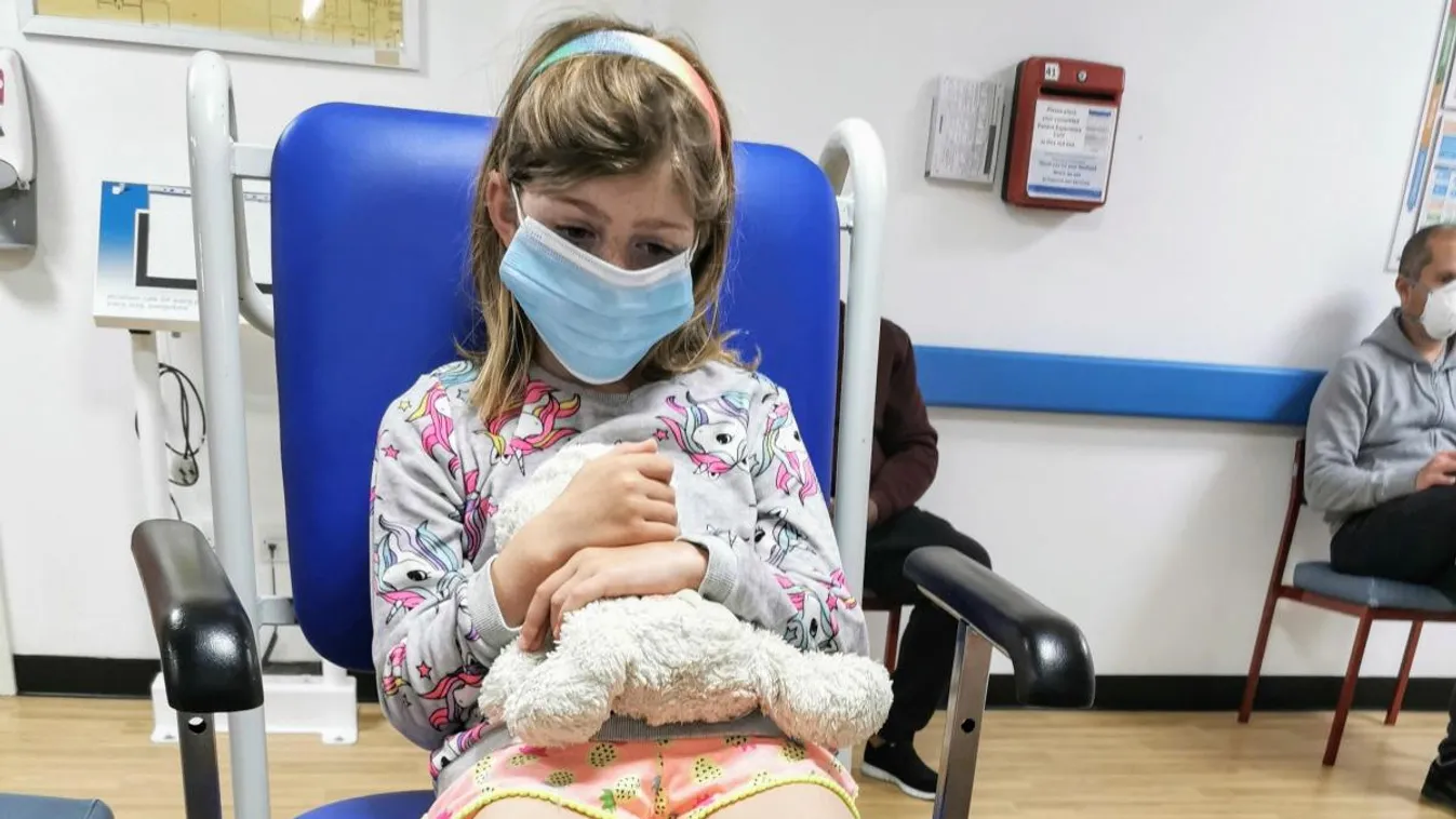 Vérfagyasztó: nyárs fúródott egy 7 éves kislány lábába -fotó