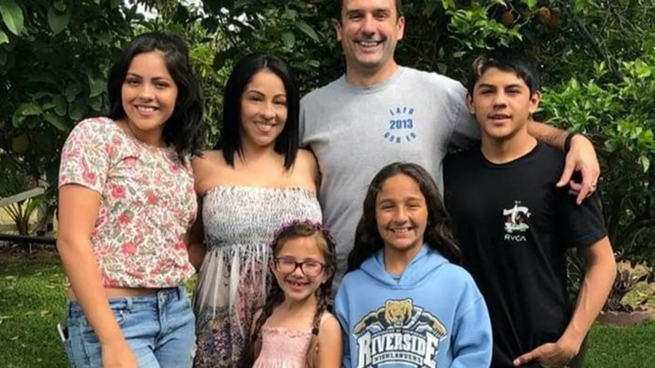 Felfoghatatlan: tragikus balesetben meghalt egy 4 gyermekes édesanya