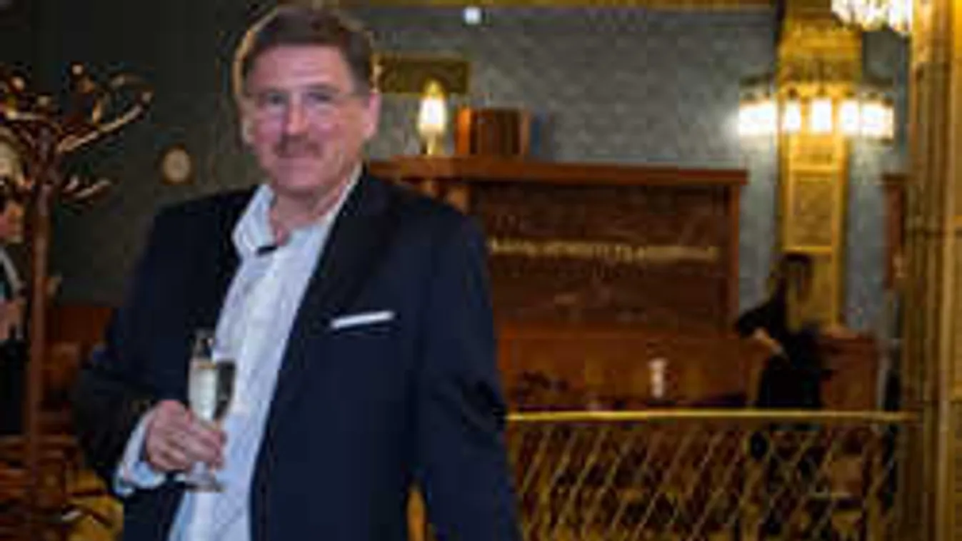 Drámai vallomás: húsz percig küzdöttek a magyar színész életéért