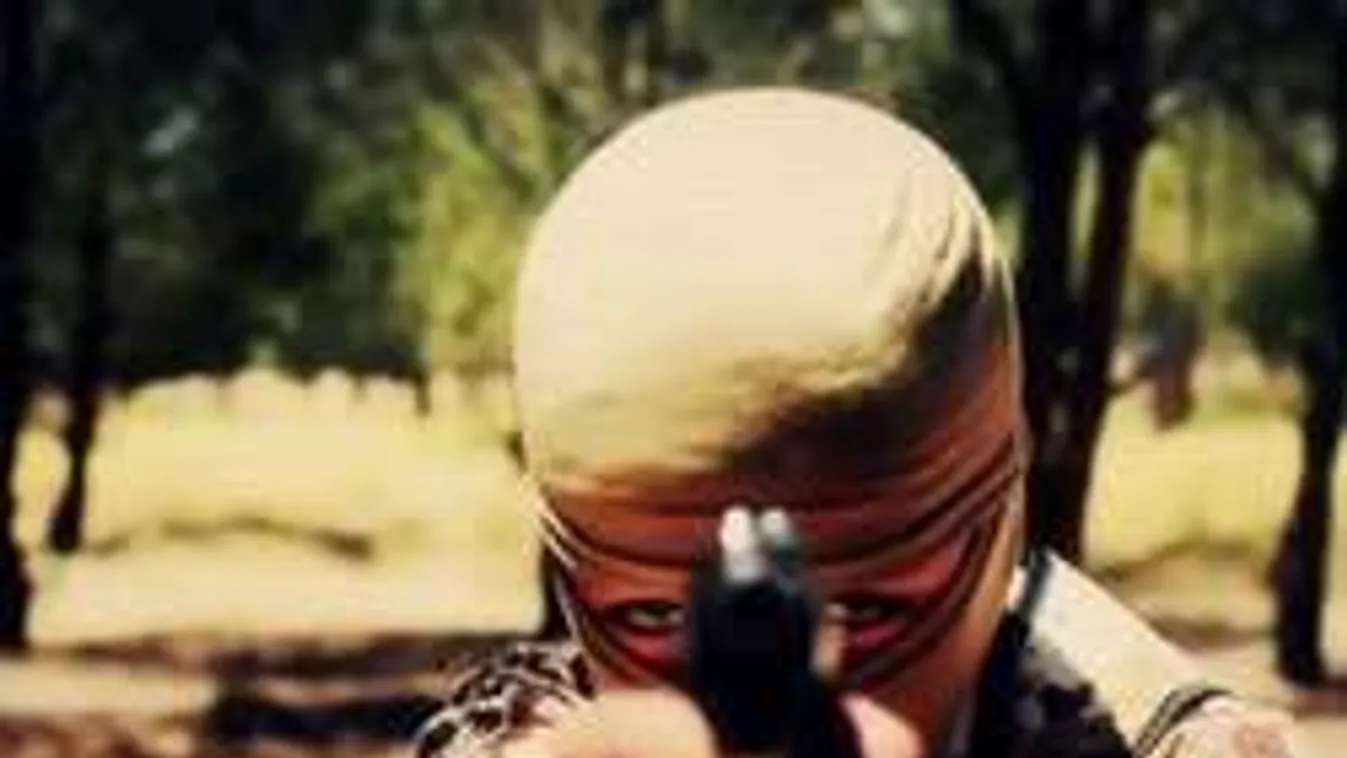 Teljesen megőrültek! Gyerekeket képeznek ki terroristának!