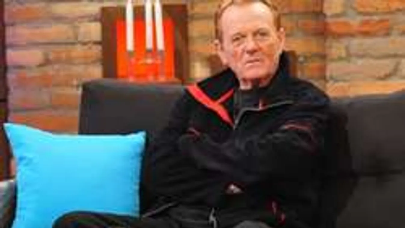 Az utcán támadtak rá az idős magyar színészre, kórházba került!