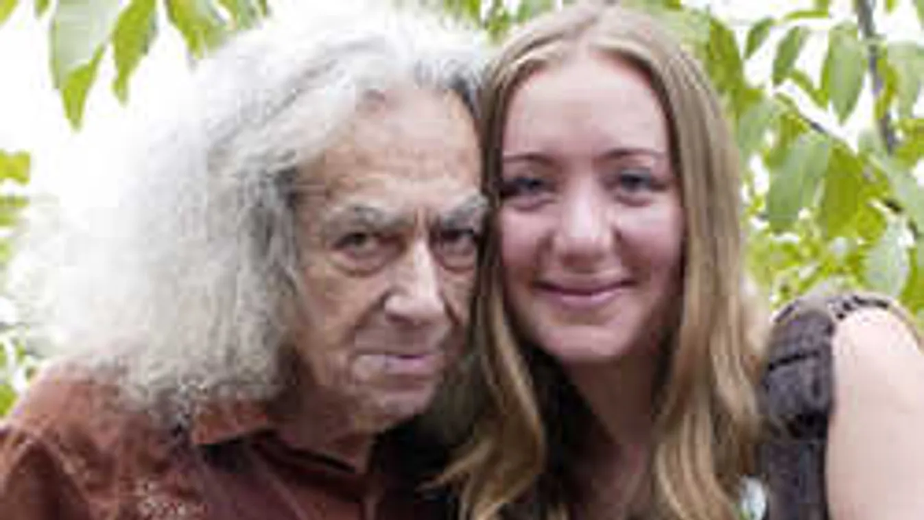 Nagy dobásra készül Faludy özvegye: ennek sokan nem örülnek majd