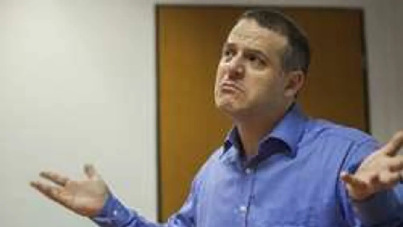 Az ellenzék árulónak nyilvánította a Portikkal szövetkező Juhász Pétert!