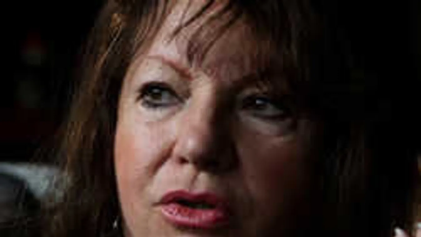 Hoppá, ezt jósolták a magánytól szenvedő Zalatnay Cininek