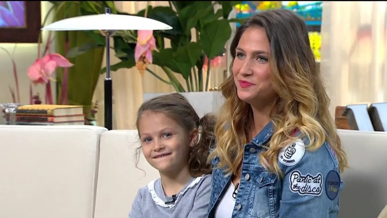 Laky Zsuzsi kislányai nem úszták meg szárazon!