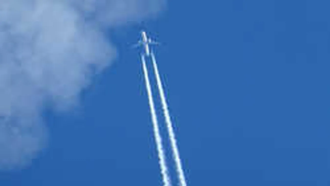 Dráma a levegőben, egy beteg utas okozott pánikot a repülőn