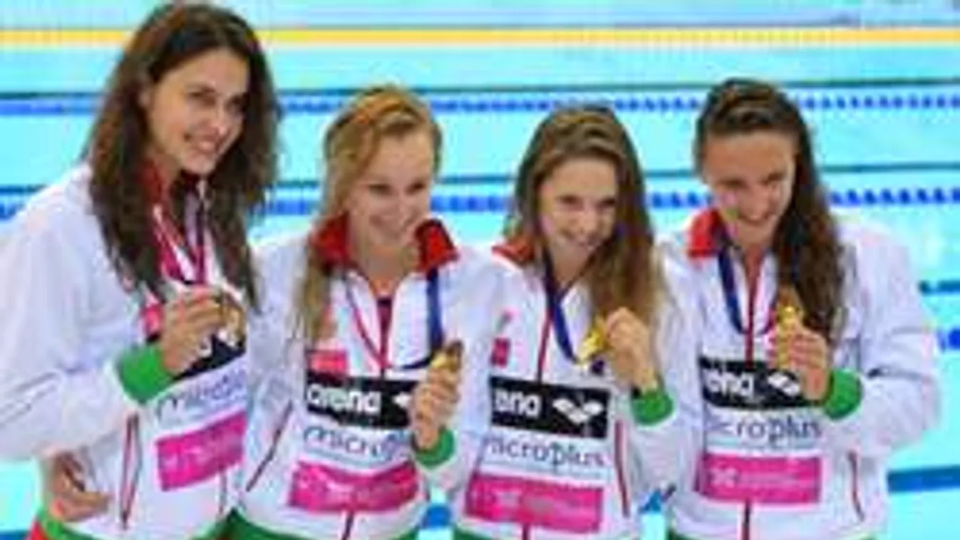 Csattanós választ adtak az úszók a botrányokra!