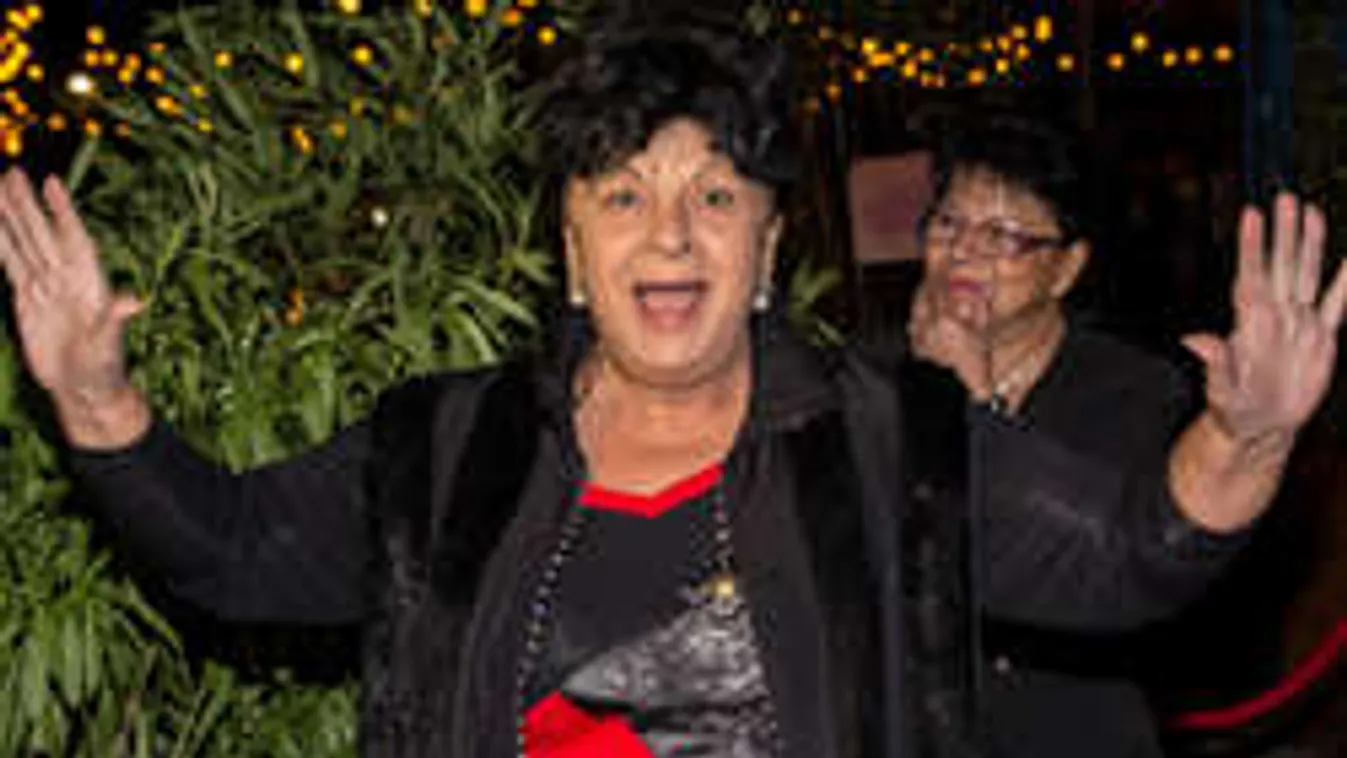 Elképesztő ajándékot kapott Bangó Margit