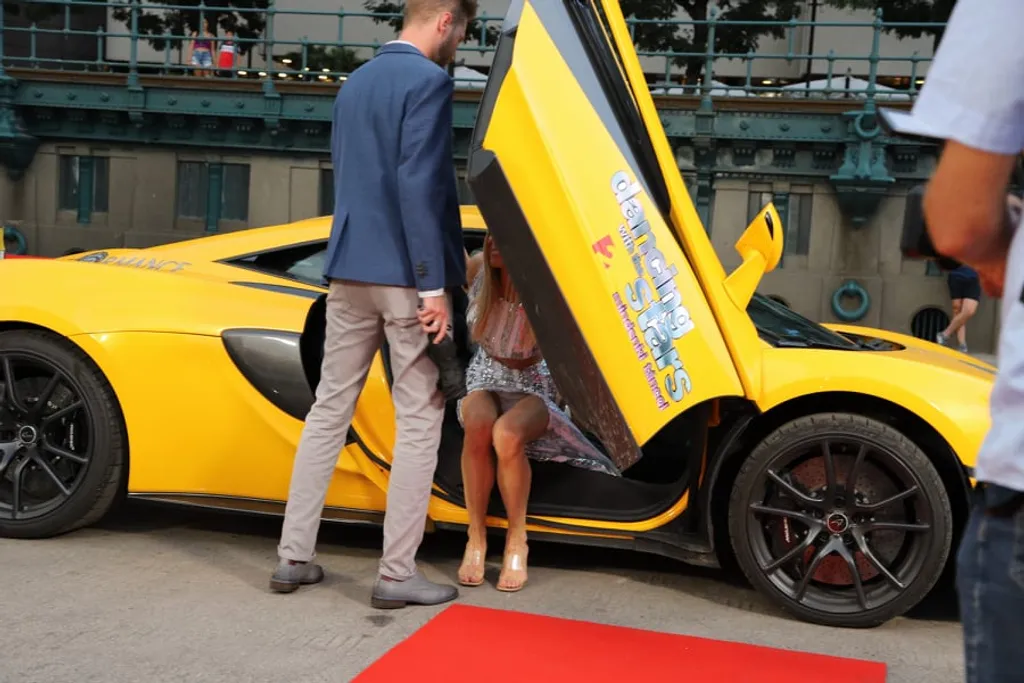 217734775_866548317606769_2470536492322532220_n