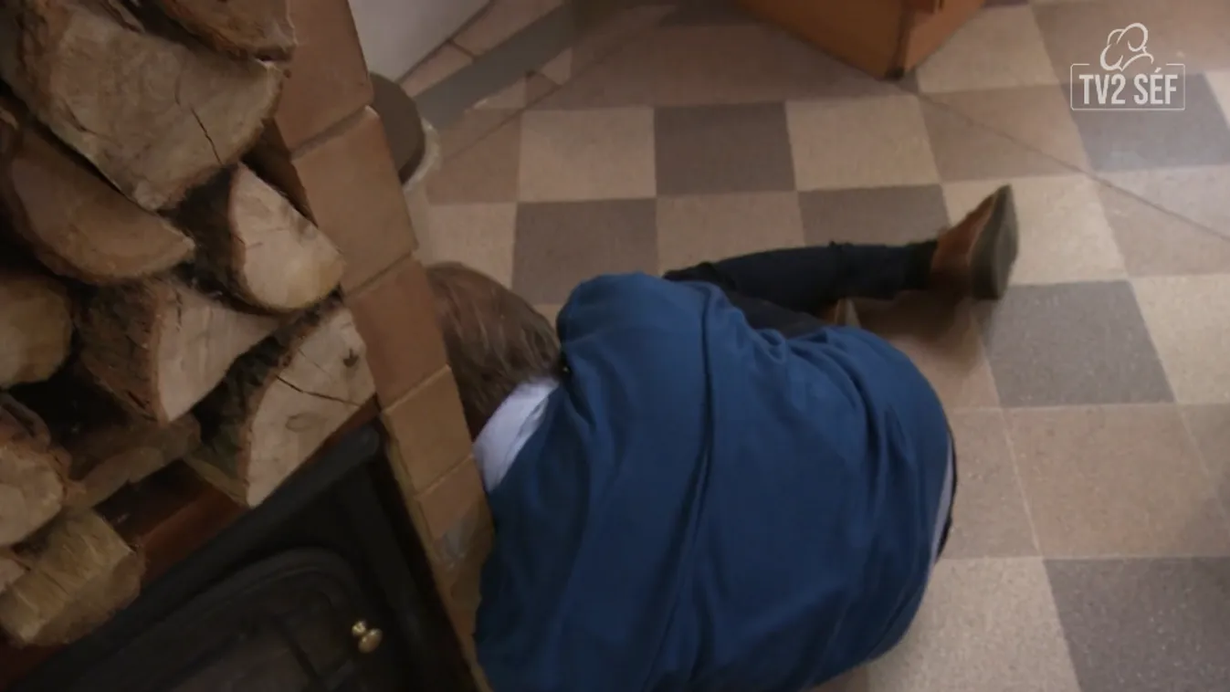 „Hívjatok mentőt!” – kamerák előtt esett össze a TV2 sztárja – Videó