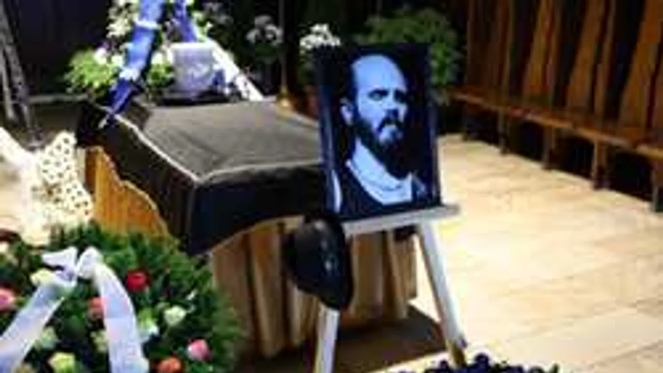 Megrázó videó: Így búcsúzott a lánya Som Lajostól