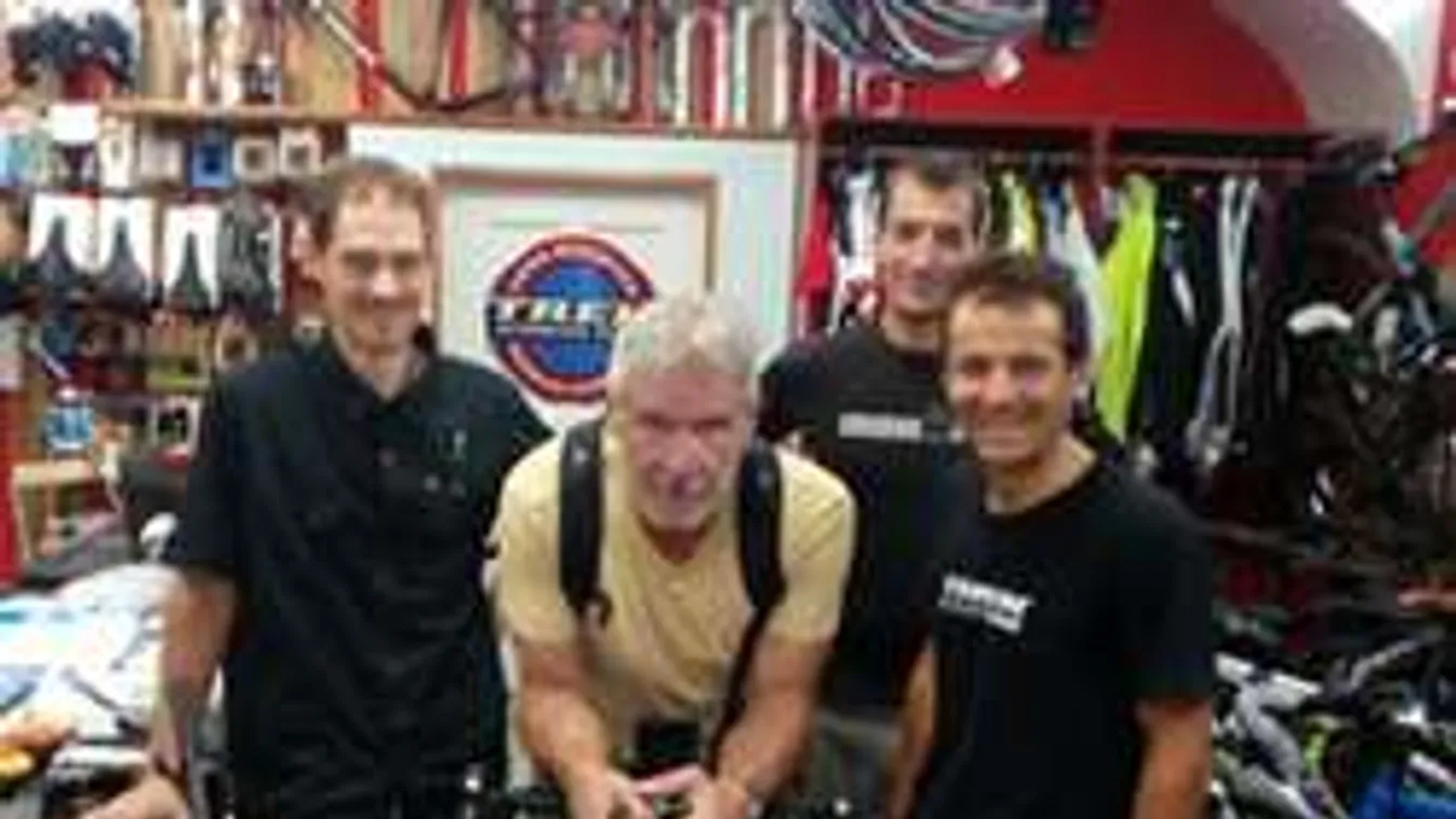 Hihetetlenül drága biciklit javíttatott Harrison Ford Budapesten!